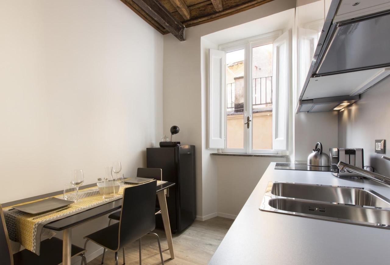 Cozy Apartment In Via Degli Spagnoli - FromhometoРим Экстерьер фото