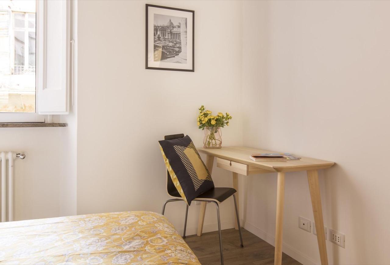 Cozy Apartment In Via Degli Spagnoli - FromhometoРим Экстерьер фото
