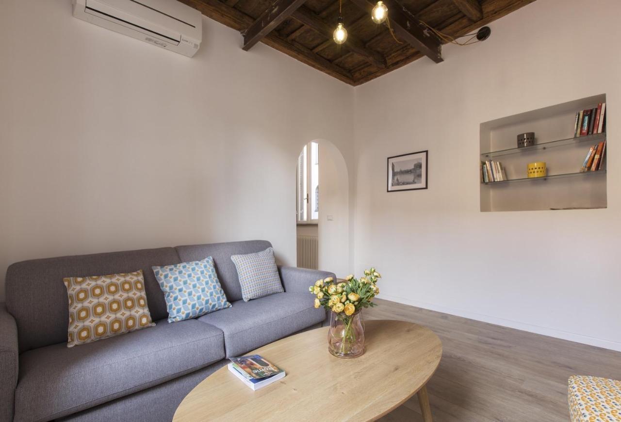 Cozy Apartment In Via Degli Spagnoli - FromhometoРим Экстерьер фото
